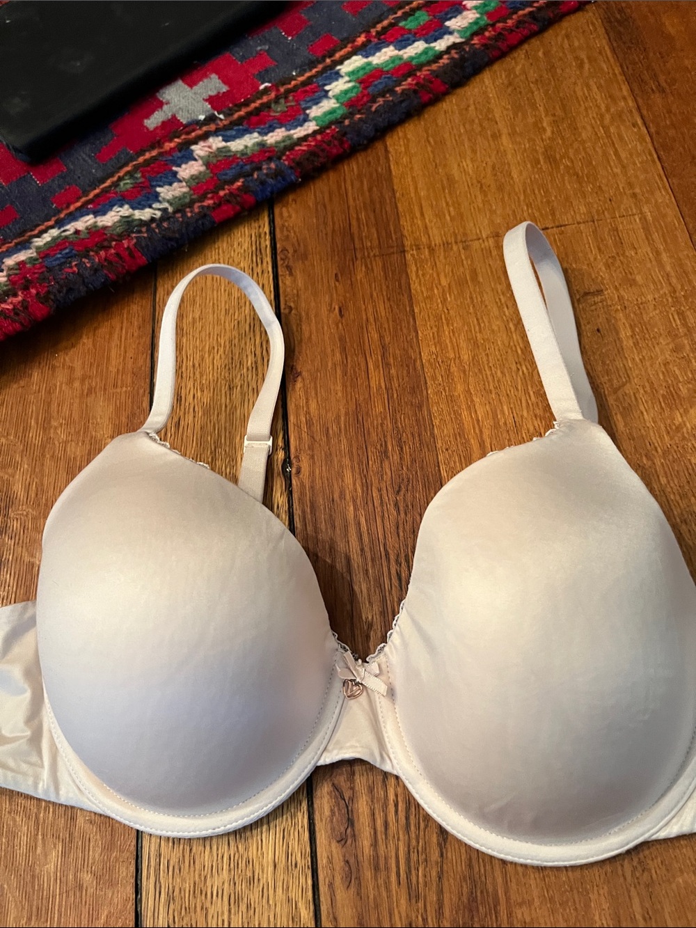 Victoria secret body by Victoria
